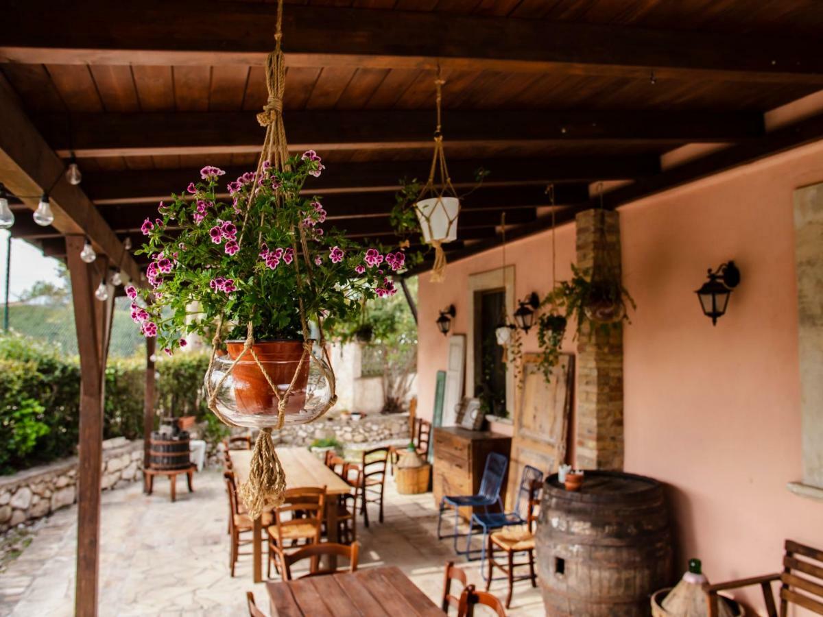 Country House Casale Centurione Villa Manoppello Exterior photo